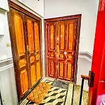 Hyacinthe - Elevator Wifi - By Tgb Ajaccio (Corsica)